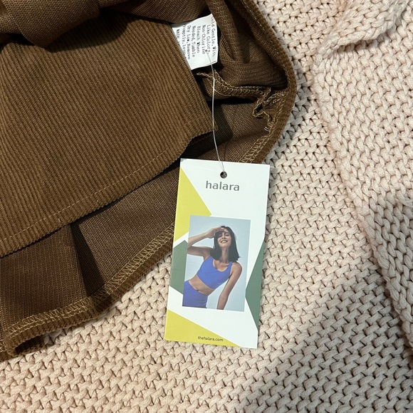 HALARA CORDUROY PLEATED SKIRT WITH SHORTS NWT - Picture 4 of 7